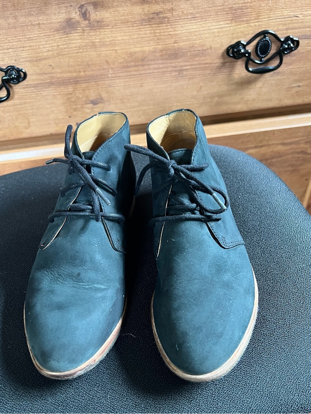 Clarks Originals Navy Suede Chukka Boots - Lace-Up Casual Ankle Boots